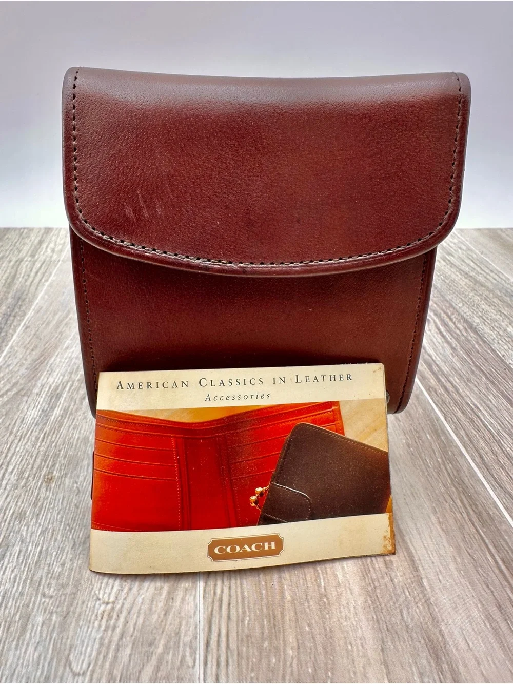 Vintage COACH Brown Leather Trifold Kiss-Lock Wallet Coin Purse 1995